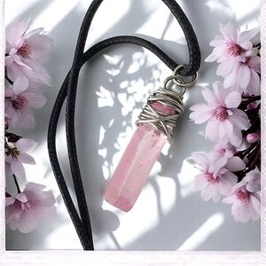 5 For $25💫Wrapped Pink Quartz Pendant Necklace